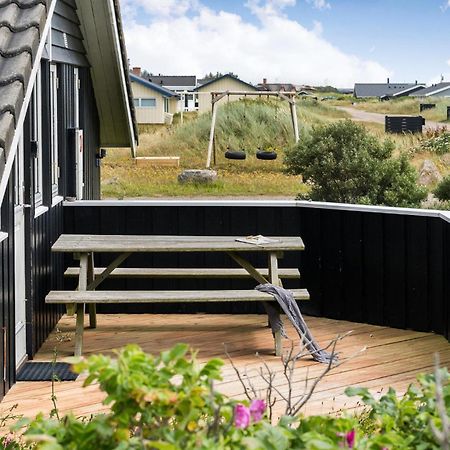 Stunning Home In Hvide Sande With Kitchen Bjerregård Exterior foto