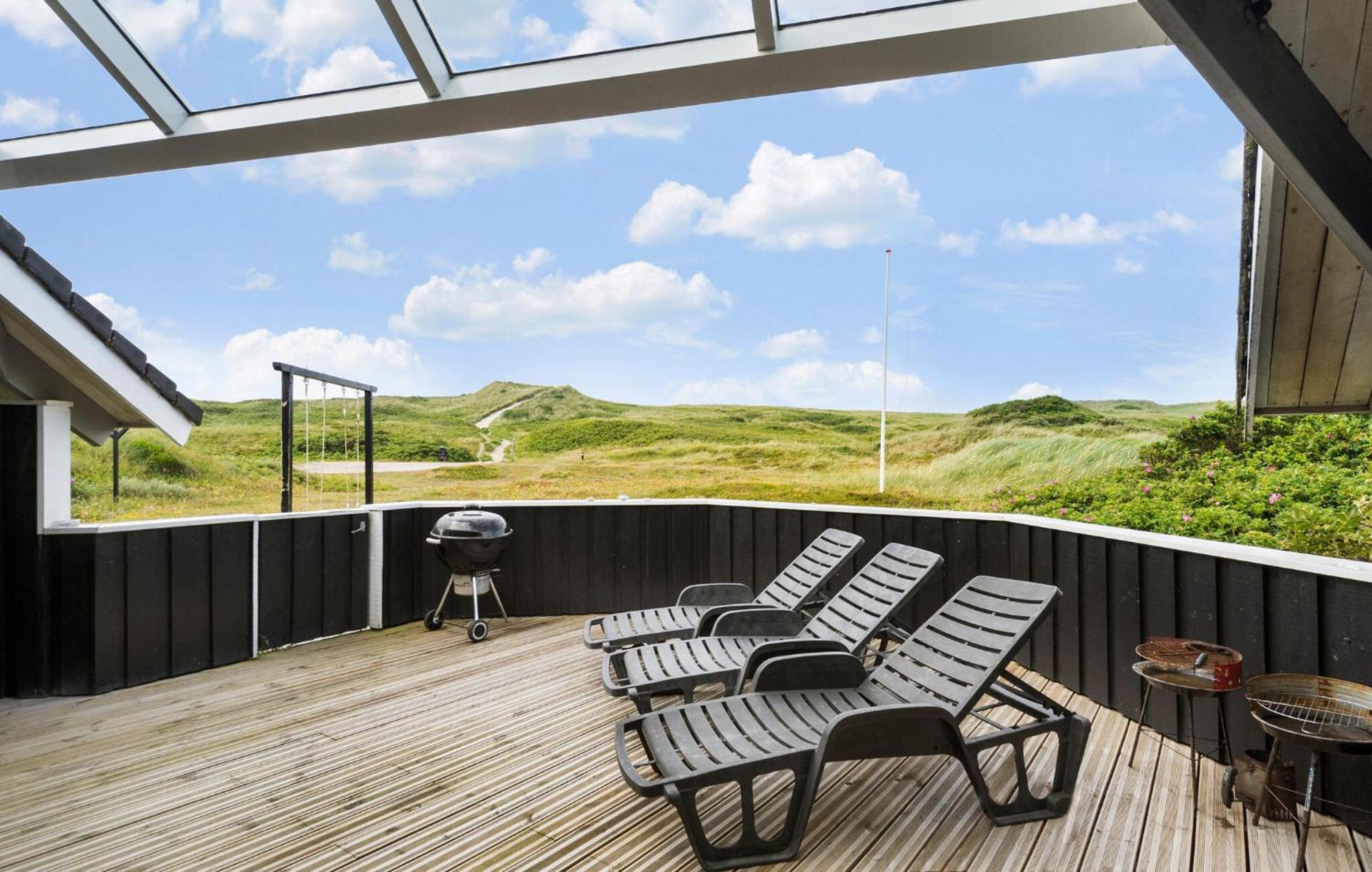 Stunning Home In Hvide Sande With Kitchen Bjerregård Exterior foto